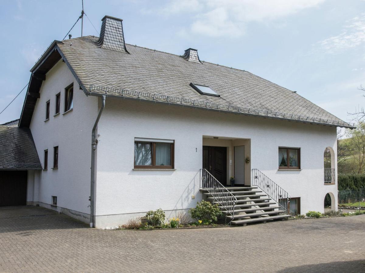 Sun Kissed Apartment In Lirstal With Garden エクステリア 写真